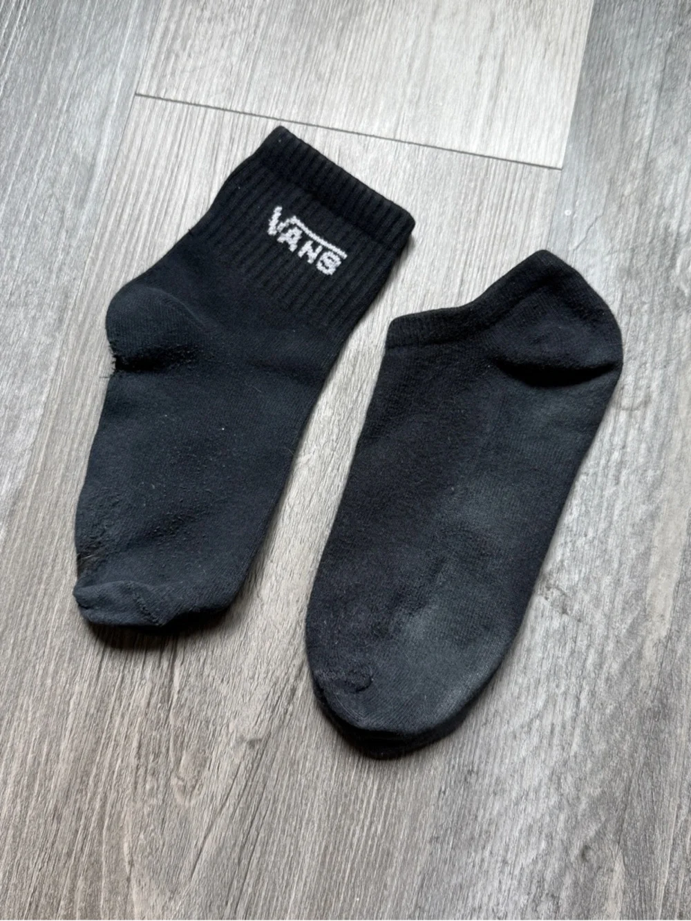 Mismatched VANS Plain Black Socks Gym Workout Used